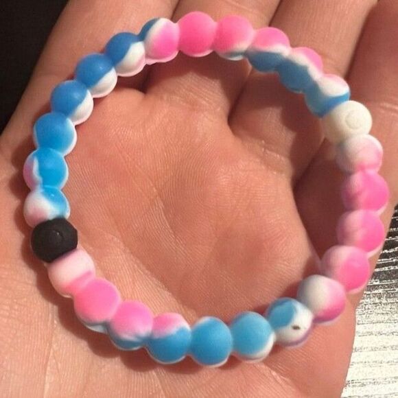 LIKE NEW Lokai Bracelet Size M (1/14 Styles) - Picture 2 of 2